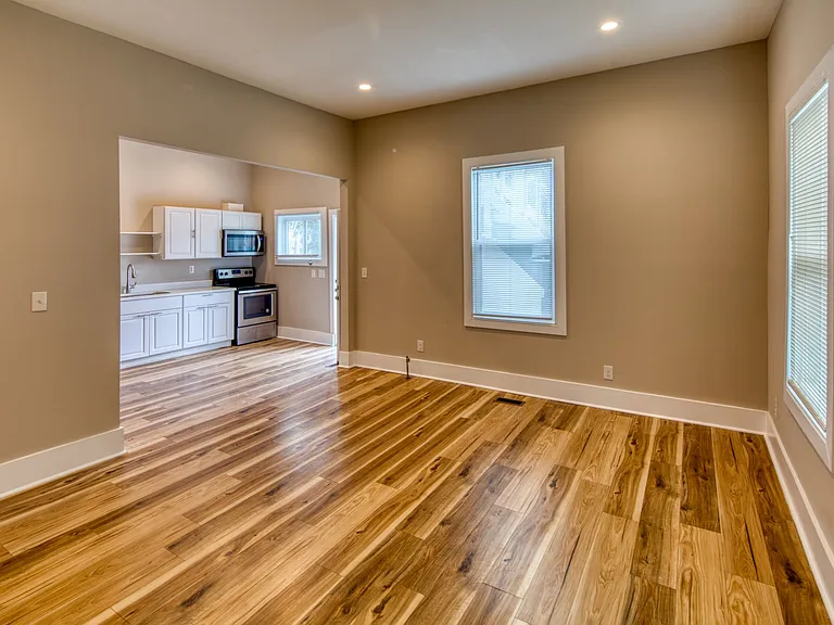 1114 E Anderson St #A — Photo 23