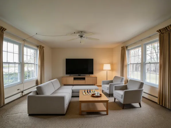 28777 W Eleven Mile Rd #2, Farmington, MI 48336