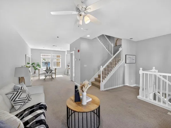 2716 Holly St, San Pablo, CA 94806