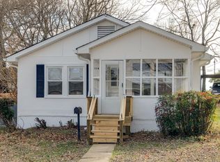 114 Masonic St, Dickson, TN 37055