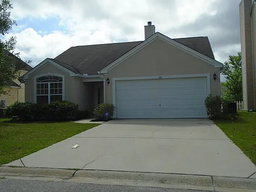 153 Pickett Creek Ln Photo 1