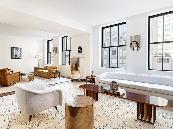 2nd image of 111 W 57th St APT 12S