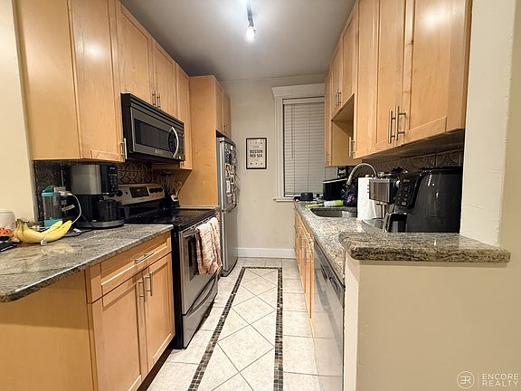 2nd image of 61 Park Dr APT 5