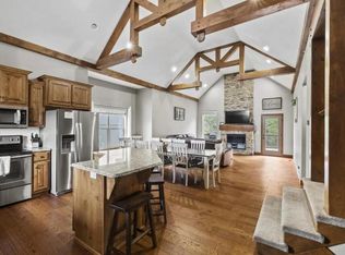 210 Deep Frst, Hollister, MO 65672