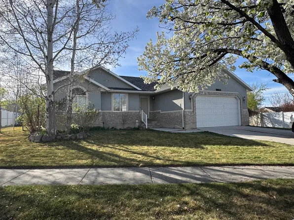 14072 S Lewiston Peak Dr, Herriman, UT 84096