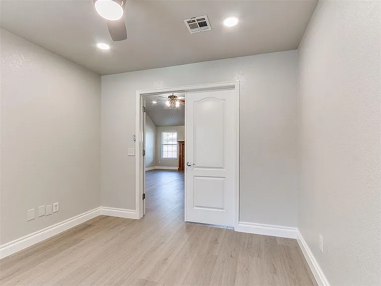1305 Melisa Dr — Photo 26