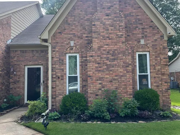 7126 Greenbriar Dr, Southaven, MS 38671