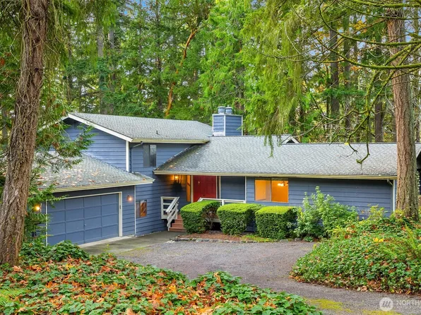 7131 NE Bay Hill Road, Bainbridge Island, WA 98110