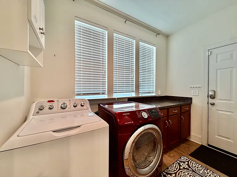 10141 Loch Lomond Dr — Photo 14