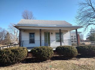 110 Main St, Manchester, IL 62663