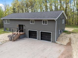 63 Birch Dr, Esko, MN 55733