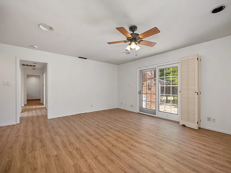 2832 Scandia Way — Photo 32