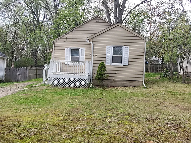 3732 Madison St — Photo 10