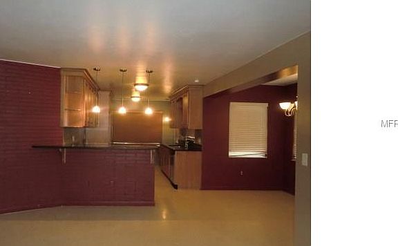 3rd image of 1432 Lemon St