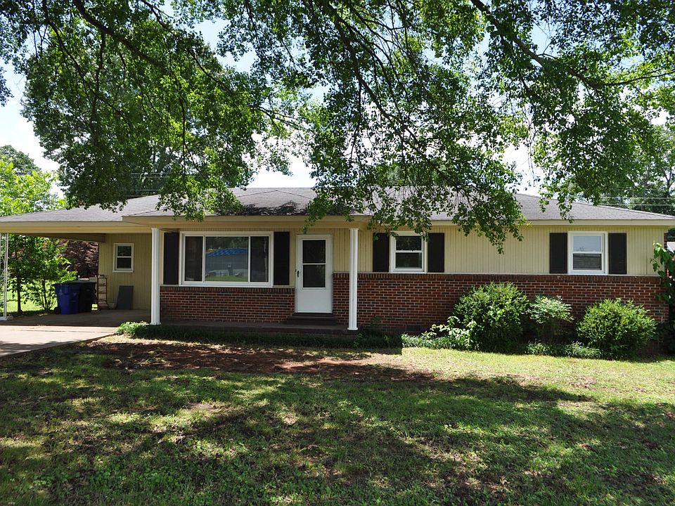 214 Cox Creek Parkway South