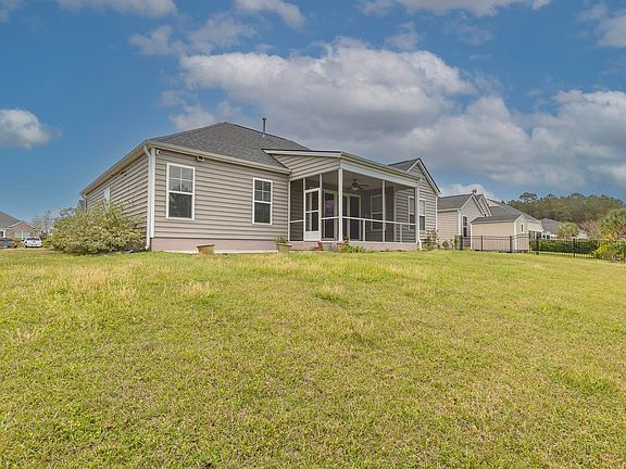 5th image of 1336 Beaufort River Dr.