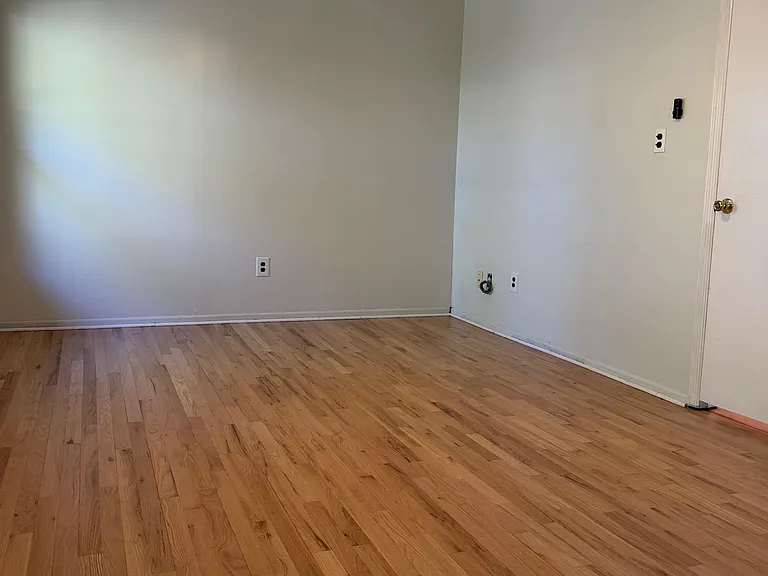 729 10th St #3D — Photo 5