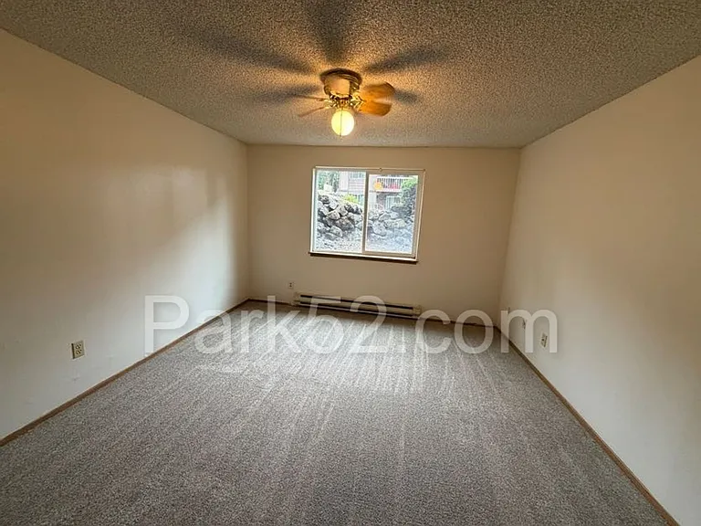 5025 S Orchard St #B — Photo 17