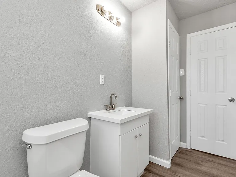 3655 Seabrook St #4 — Photo 13