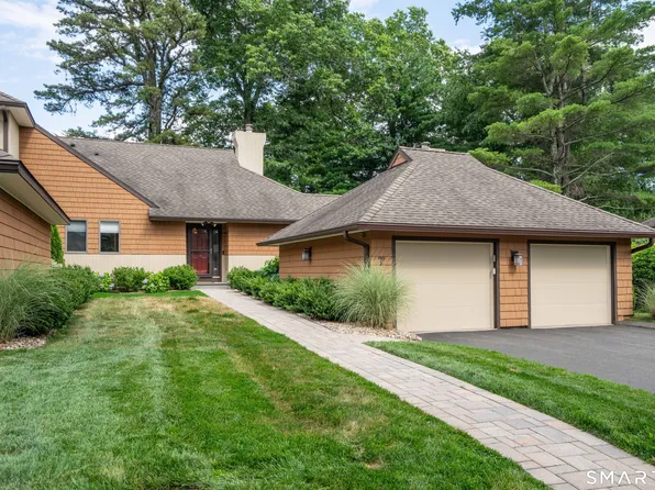 7 Kensington Park #7, Bloomfield, CT 06002