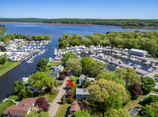 5 Anchorage Ln, Old Saybrook, CT 06475