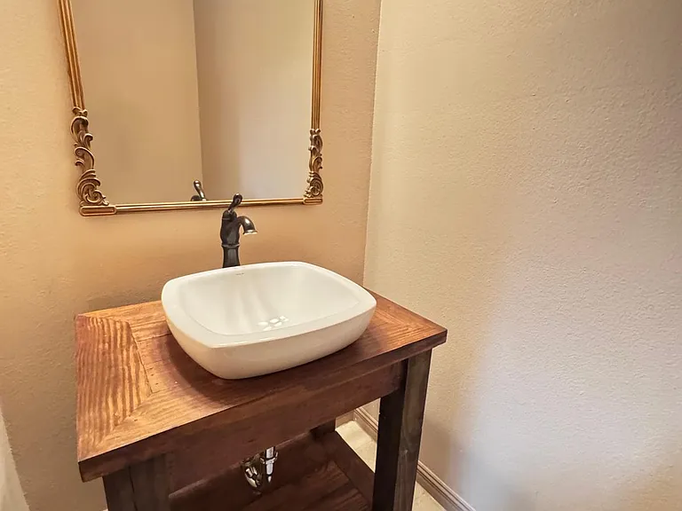 421 Cottonwood Ave — Photo 12