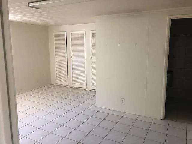 7414 Laura St — Photo 16