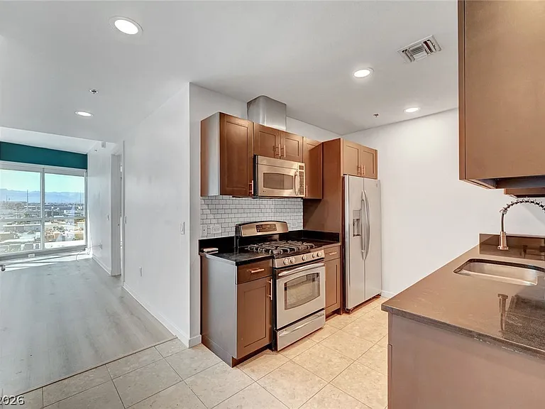 4575 Dean Martin Dr #602 — Photo 13