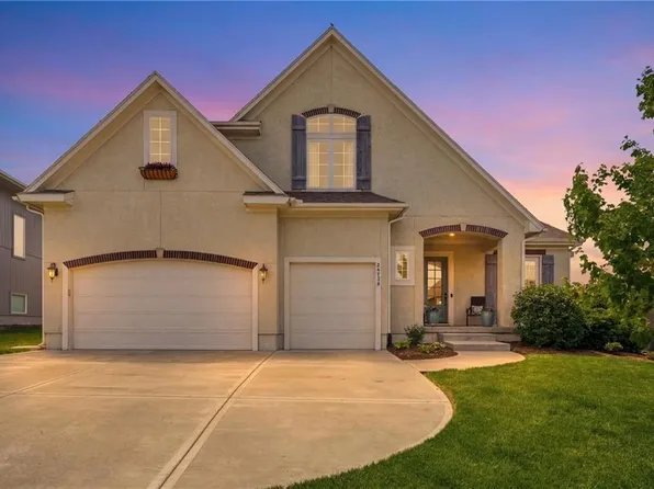 24739 W 92nd St, Lenexa, KS 66227