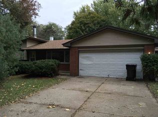 51210 Orange Rd, South Bend, IN 46628