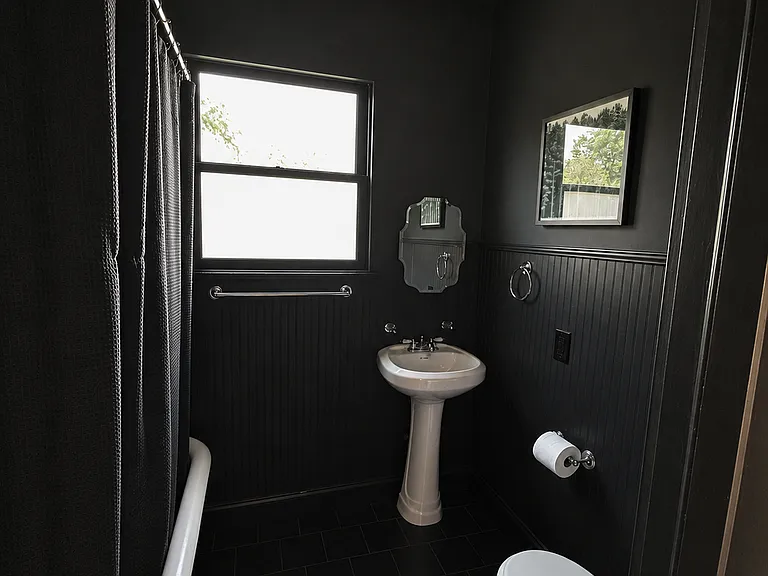 1507 Douglas Ave — Photo 26