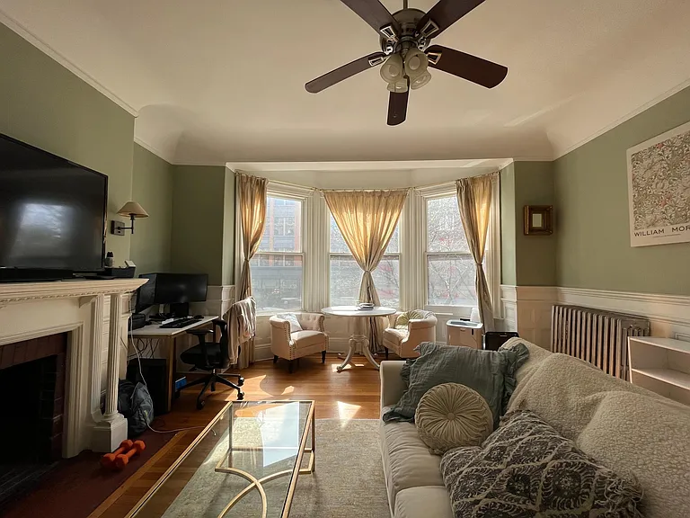 362 Commonwealth Ave #2M — Photo 4