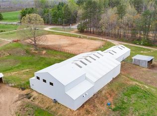 1308 Namozine Rd, Crewe, VA 23930