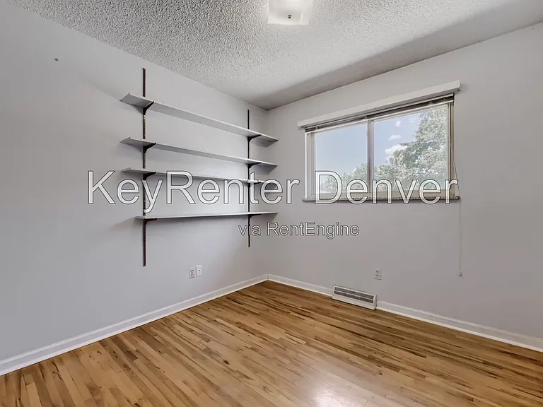 6313 Pierson St — Photo 14