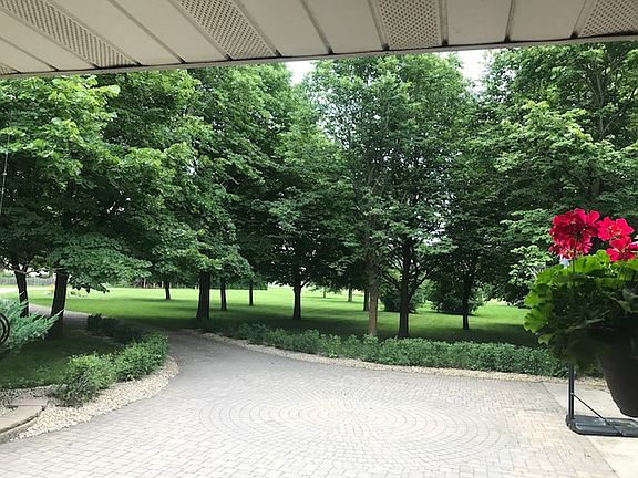 Right off Whitney Park. Peaceful