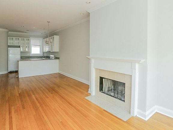 2nd image of 3855 N Southport Ave Suite 1