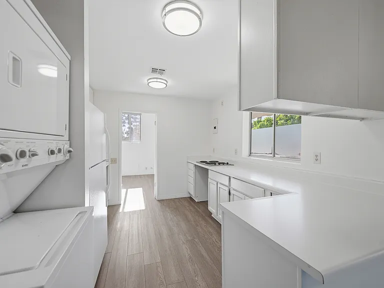 4500 Yorkfield Ct — Photo 37
