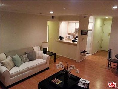 2nd image of 500 S Berendo St APT 215
