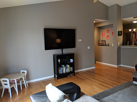 4th image of 759 Addington Ln