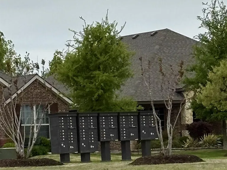 2920 Colorado Dr — Photo 21