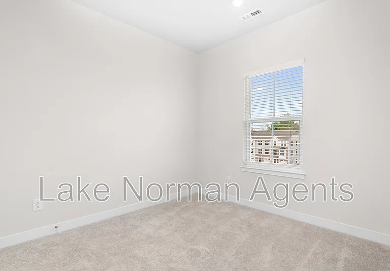 1814 Aspire St — Photo 28
