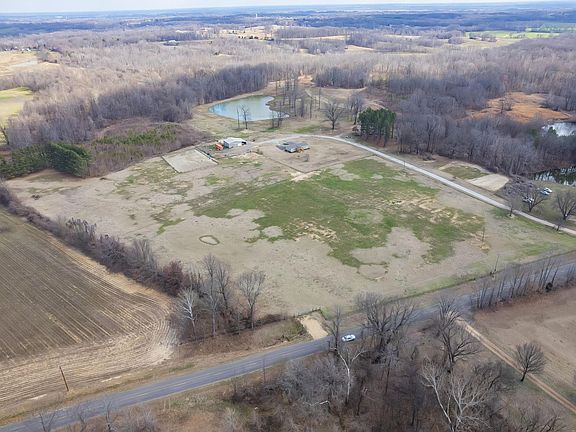 4th image of 2656 Curve Woodville Rd