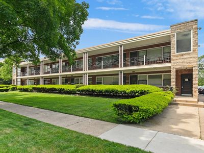 1005 N Harlem Ave APT C, Oak Park, IL, 60302