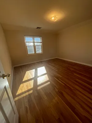 Rented by TORNADO REALTY LLC | media 9