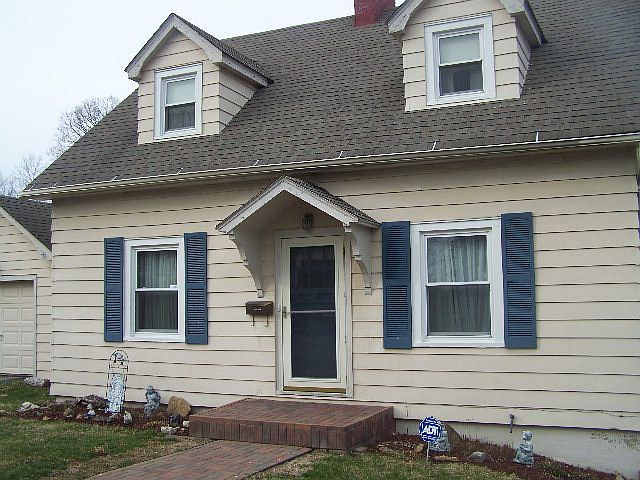 1st image of 232 Mills Ave