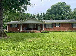 512 Eaker Cir, Cherryville, NC 28021