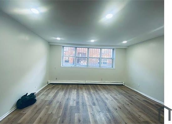 5th image of 388 Stuyvesant Ave APT 1