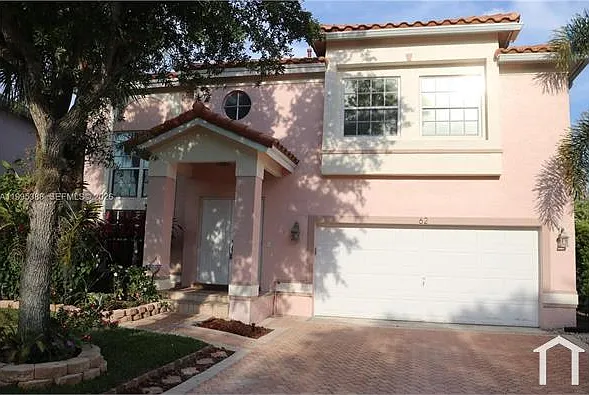 5 bed, $4,800 — Photo 1