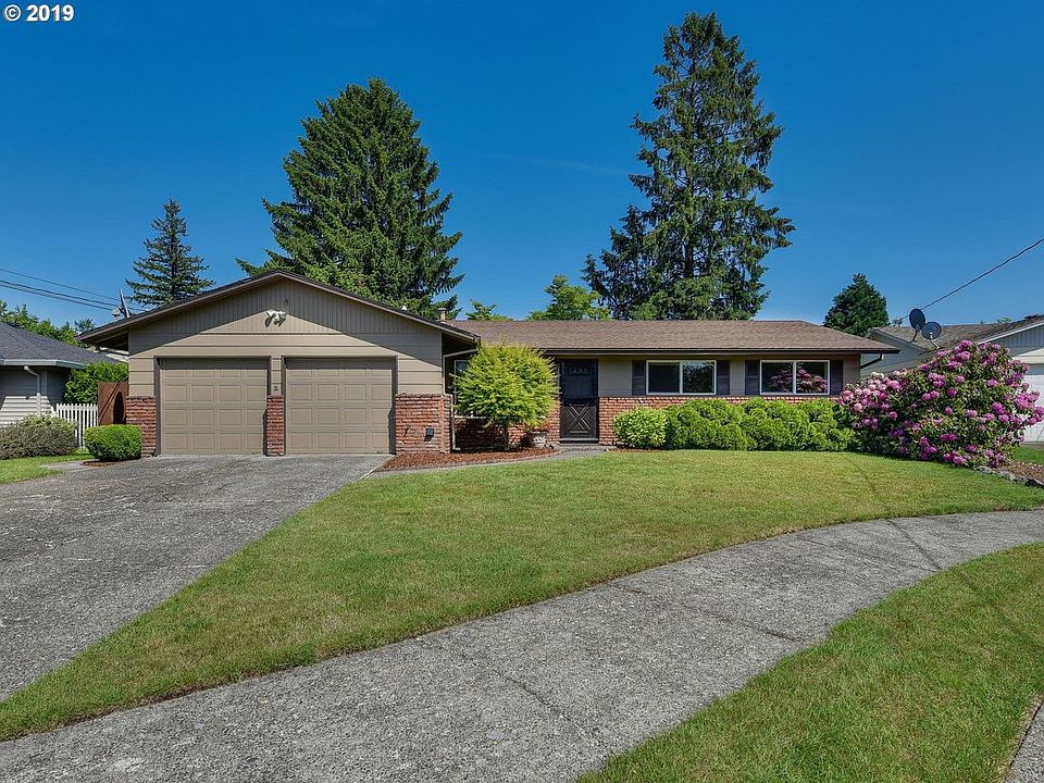 1st image of 550 NW Bella Vista Dr