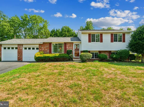 305 Beverly Ct, Fort Washington, MD 20744